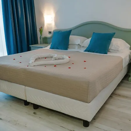 Ahg Riva Del Sole - Adults Only Hotel Moniga del Garda