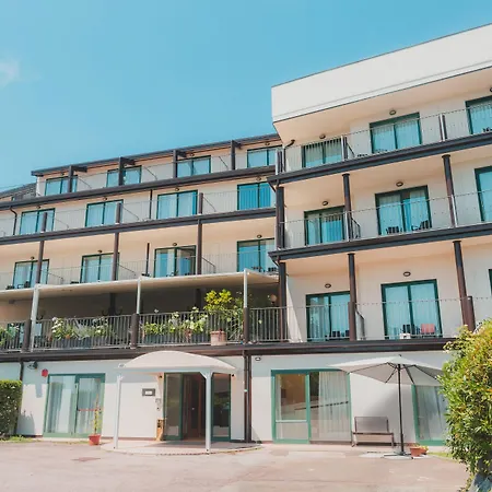 Ahg Riva Del Sole - Adults Only 4* Moniga del Garda