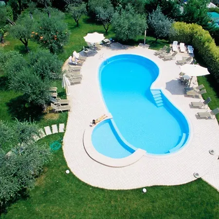 Hotel Riva Del Sole 4*